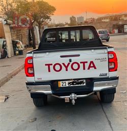 تويوتا هايلوكس